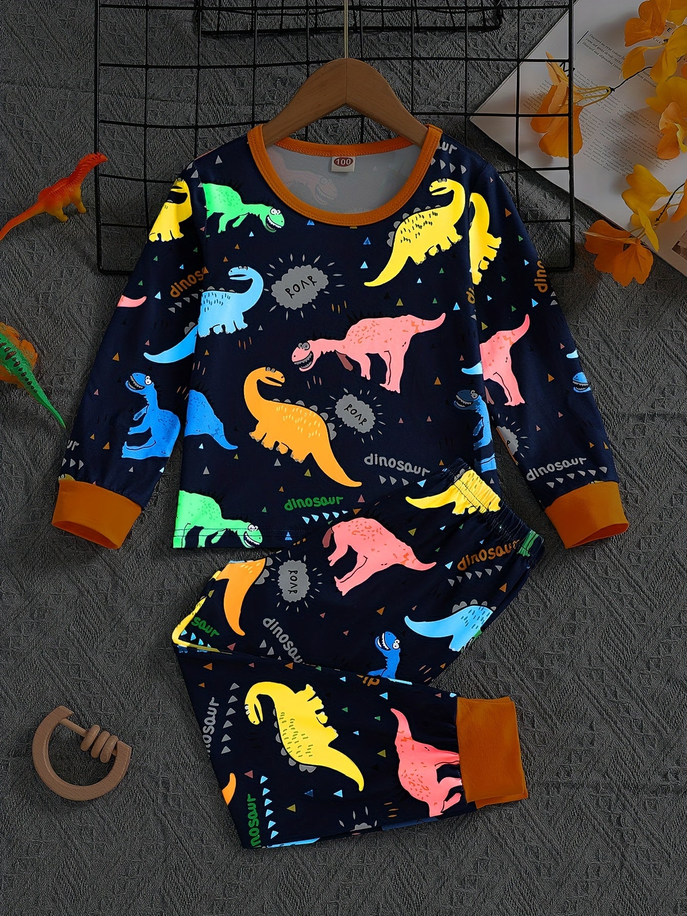 Boys 2pcs Astronaut Print Pajamas Set Long Sleeve Pullover Top & Pants