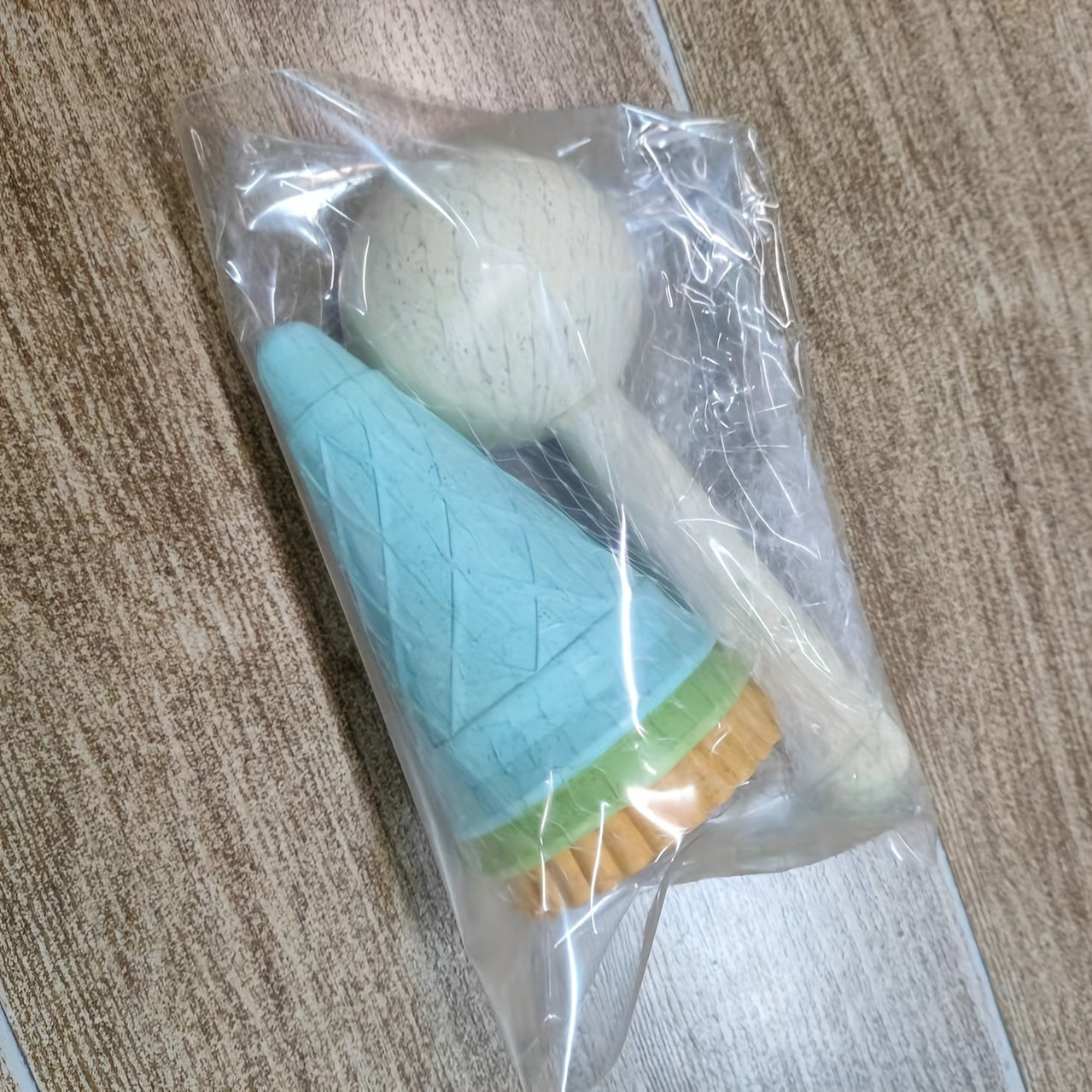 Kids' Green Ice Cream Cone Yellow Eggshell Sand Digging Toy Set