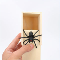 Spider Scare Rubber Spider Prank Box Wooden Spider