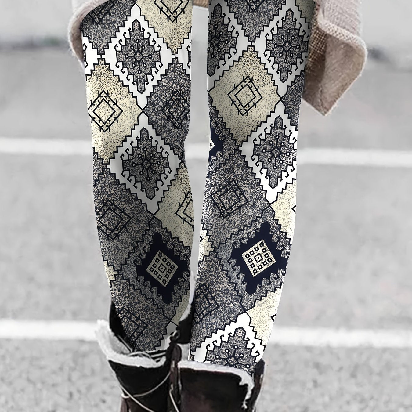 Geometric Print Fleece Leggings Elastic High Rise High Stretch