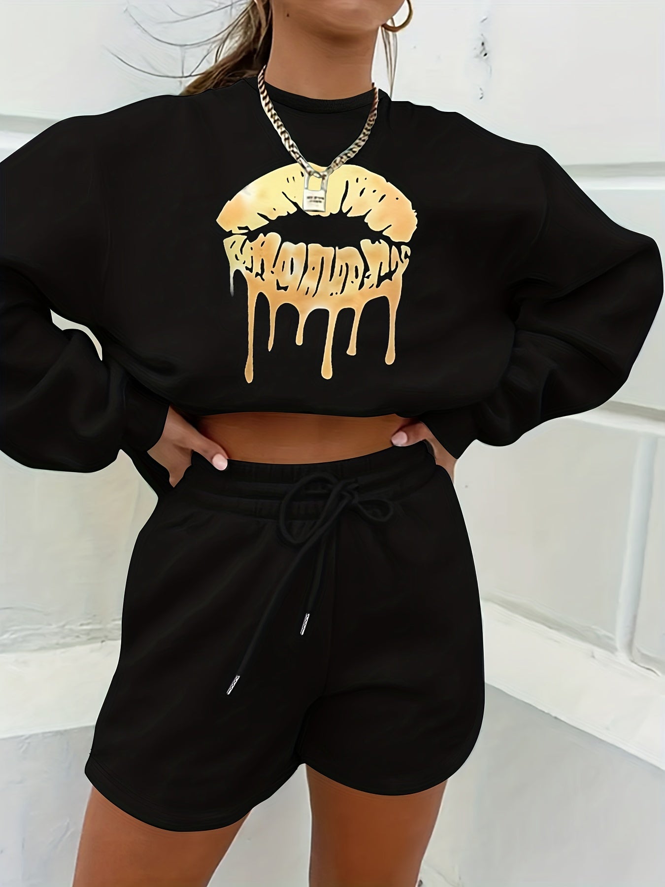 Lip Print Sweatshirt & Shorts Set
