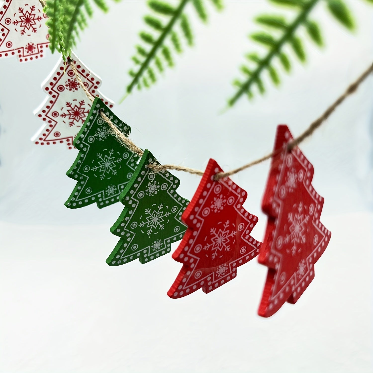 10pcs Christmas Wooden Hangings Ornaments Wooden Slices Snowflake Decorations