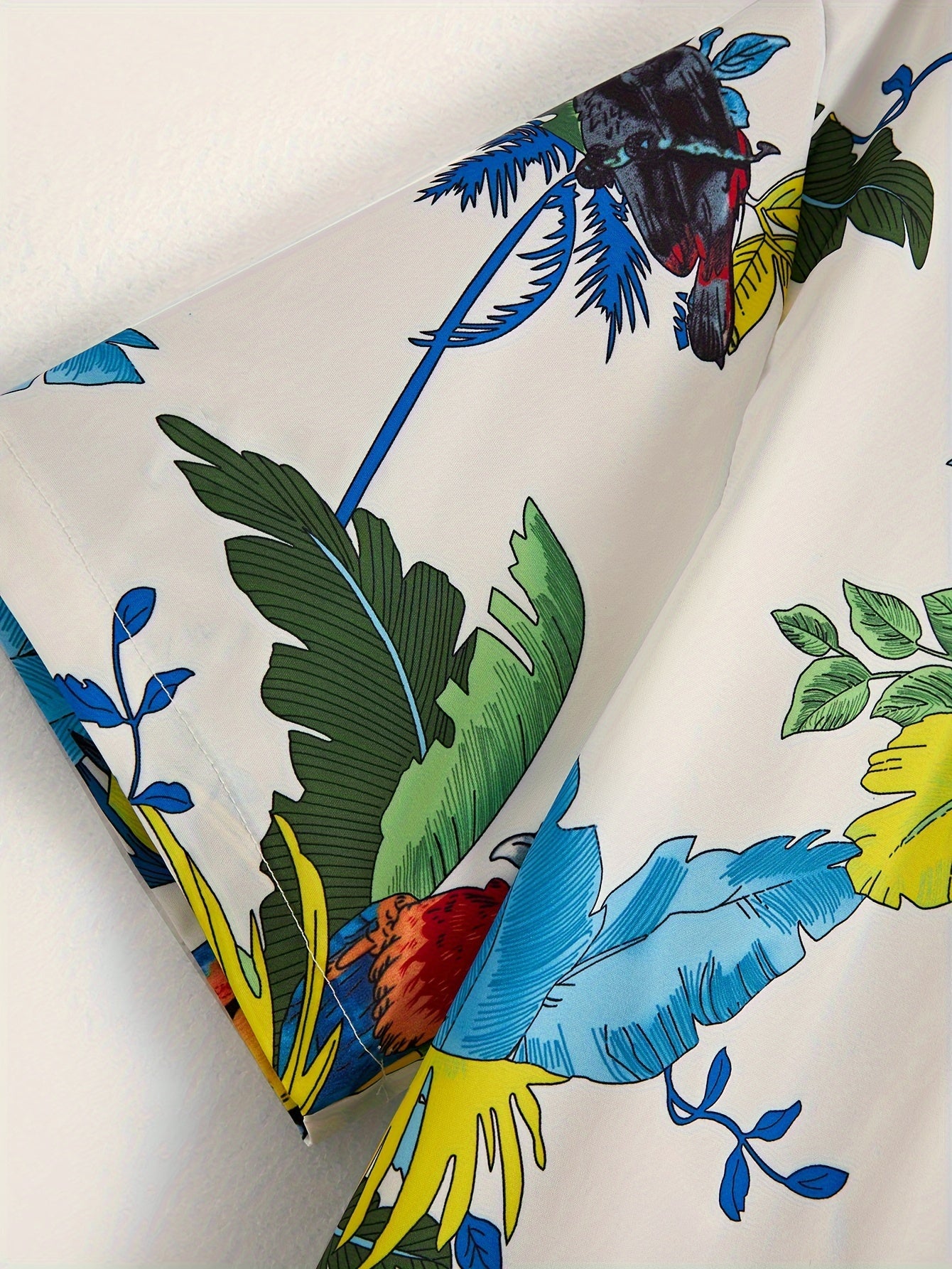 Leaves & Parrot Pattern Men's Short Sleeve Shirt for Summer