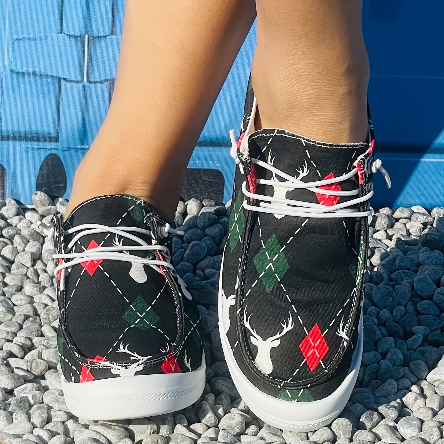 Christmas Deer Pattern Sneakers - Women's Flat Casual Shoe