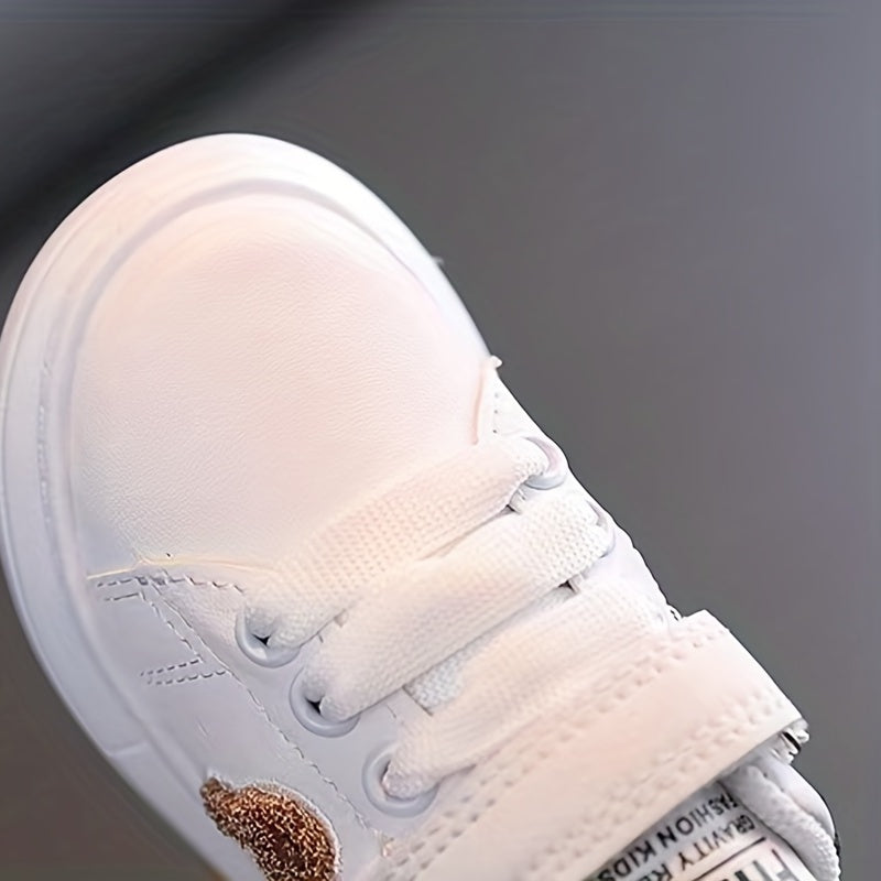 Embroidered Bear Low Top Skateboard Shoes For Girls