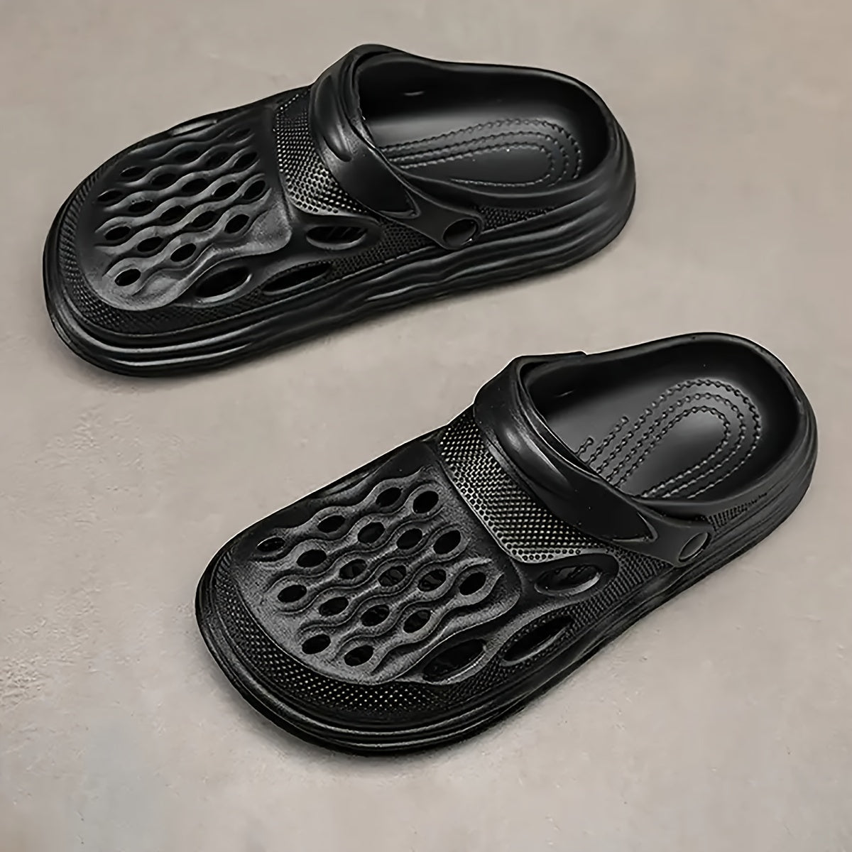 Men Clogs Garden Shoes Comfortable Lightweight Hollow Out Sandals