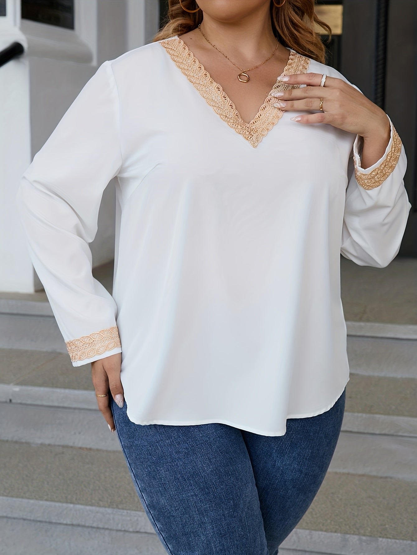 Colorblock Lace Long Sleeve V Neck Casual Blouse