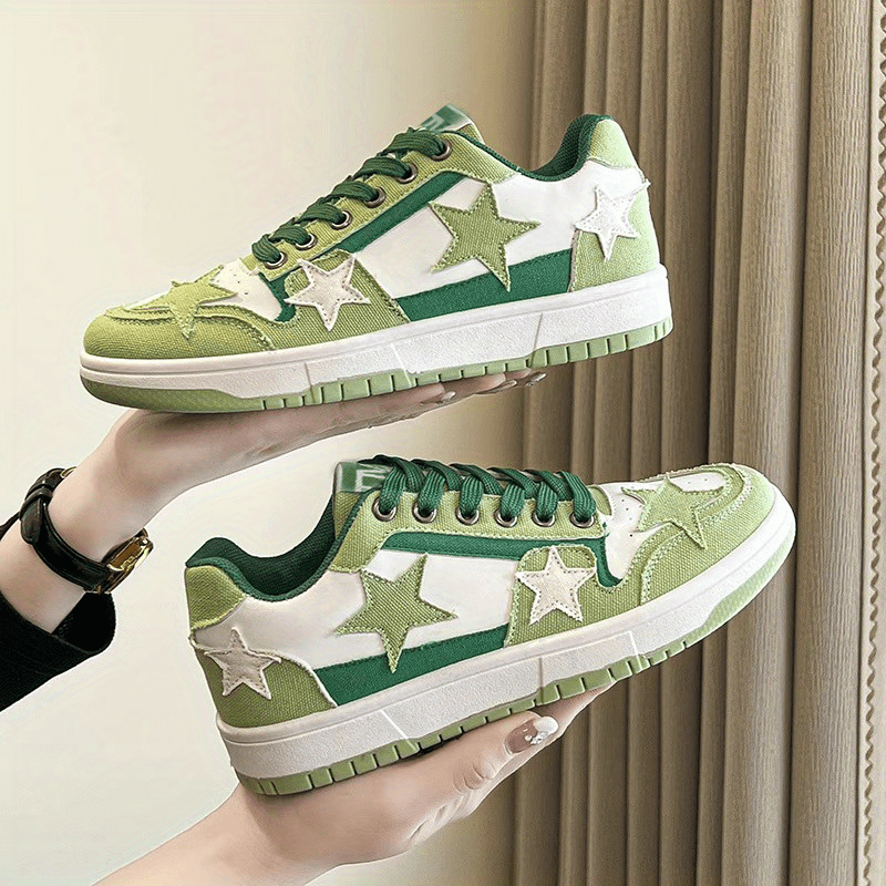 Women's Star Pattern Skate Shoes Casual Lace Up Outdoor Sneakers