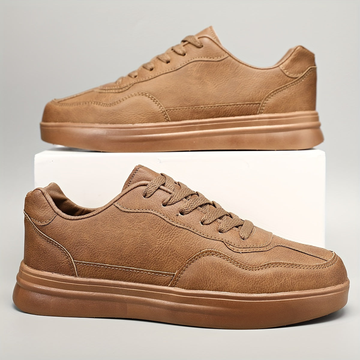 Men's Non Slip Skate Shoes Stylish Sneakers