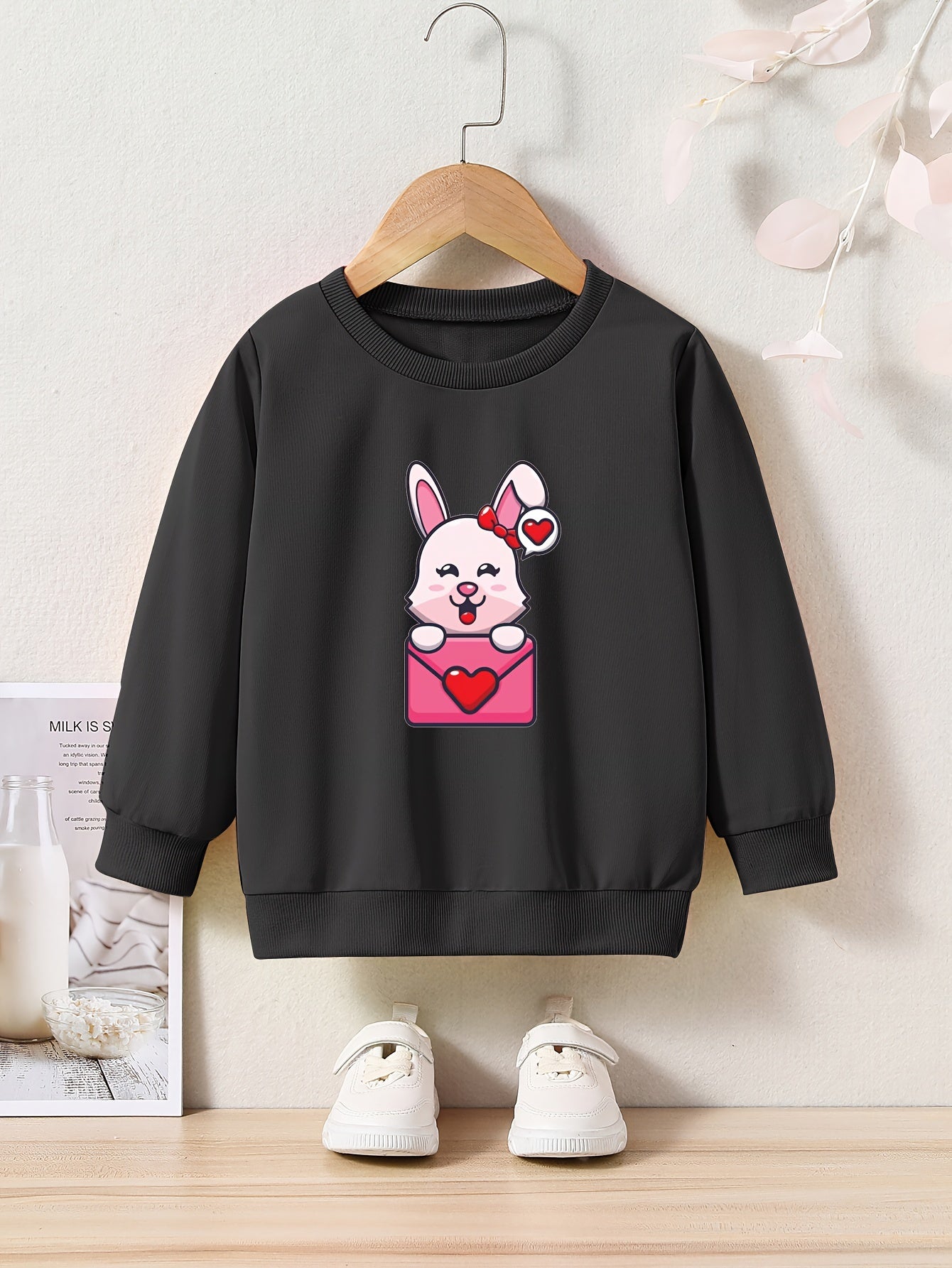 Lovely Heart Bunny Graphic Crew Neck Sweatshirt