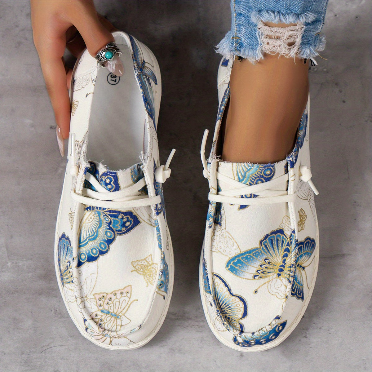 Women's Butterfly Print Low Top Walking Shoes Lightweight Outdoor Flat