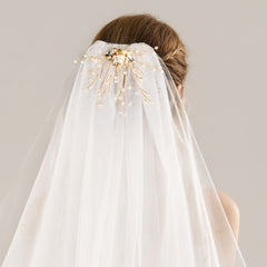Tulle Bride's Veil with Golden Floral Hair Comb