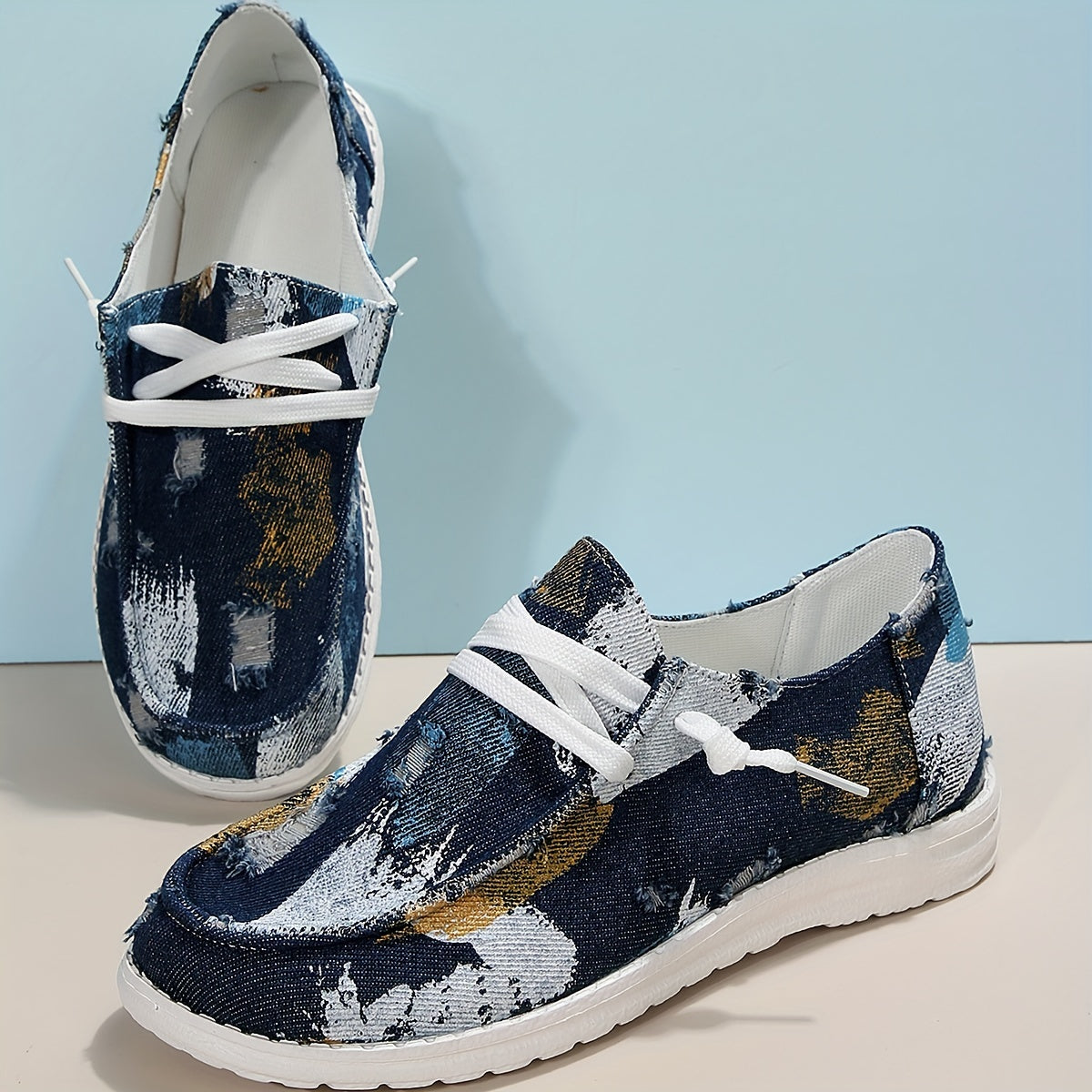 Women's Graffiti Canvas Shoes Lightweight Sports Shoes