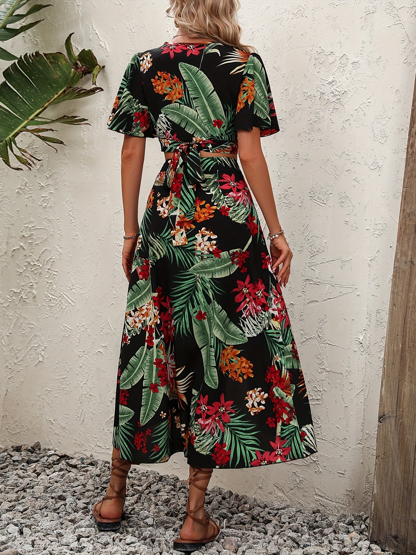 Tropical Print V Neck Flutter Sleeve Two Piece Set