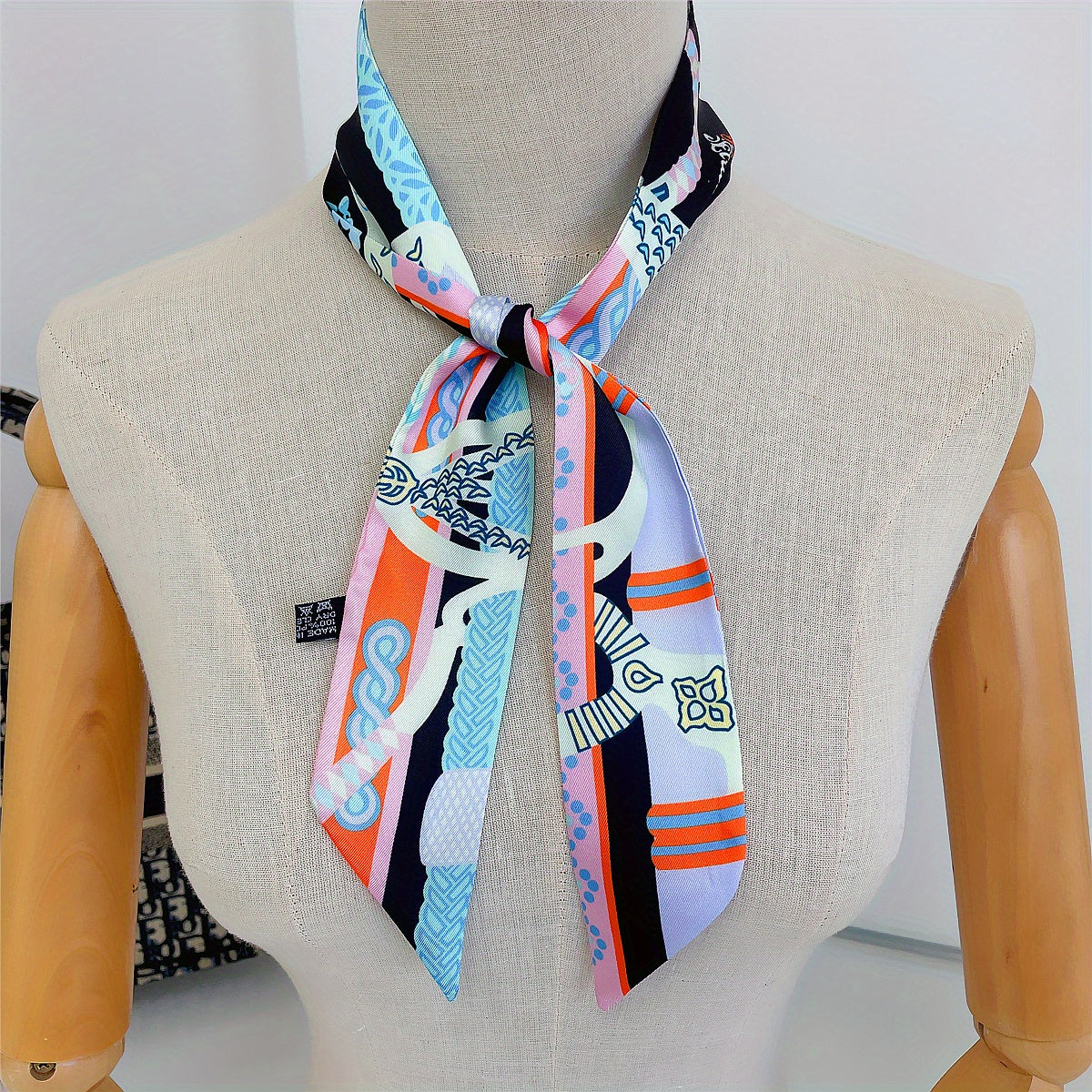 Vintage Chain Print Skinny Scarf Ribbon Neckerchief Classic Long Twilly Scarf