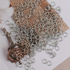 200pcs Jump Rings Split Rings Pendant Connectors for DIY Jewelry Making