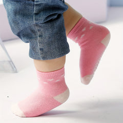 5 Pairs Girls Cotton Crew Socks, Anti-Skid Dots, Trampoline Short Socks