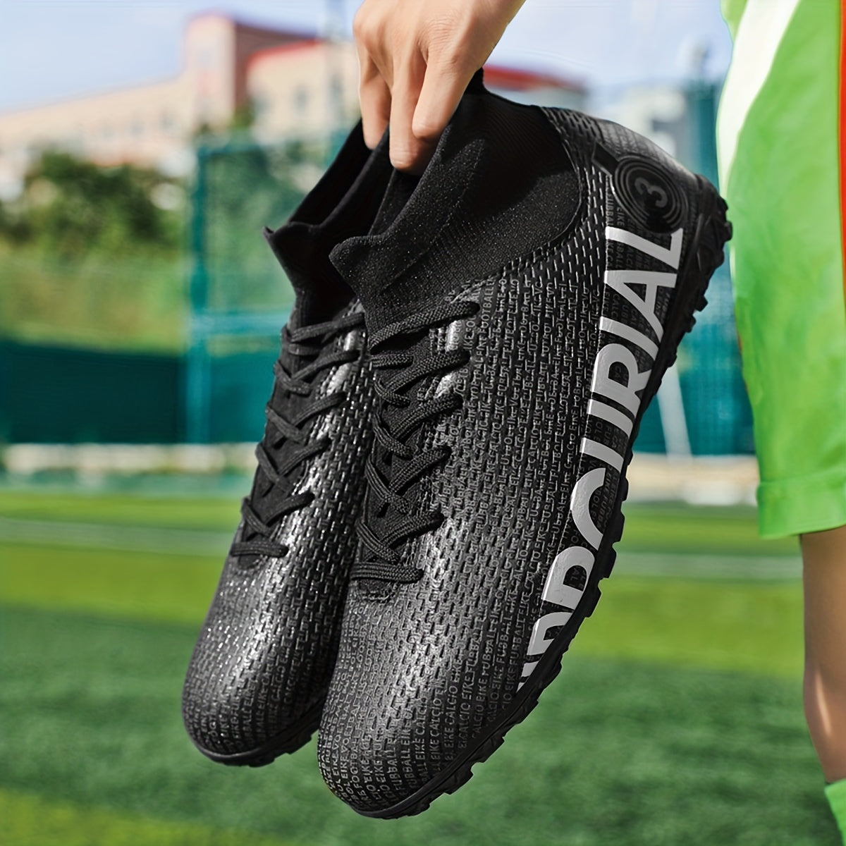 Men's Non Slip Soccer Shoes Lightweight Breathable Cleats