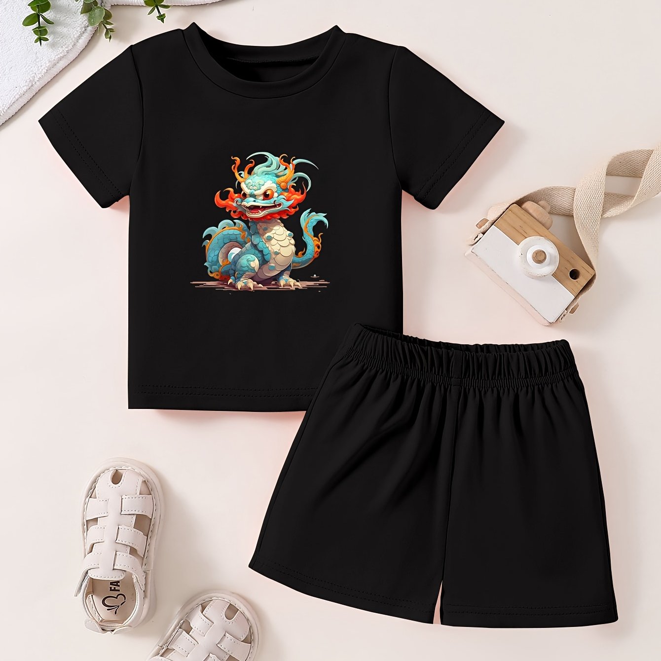 Toddler Cartoon Pattern 2pcs Set Short Sleeve T shirt & Matching Shorts