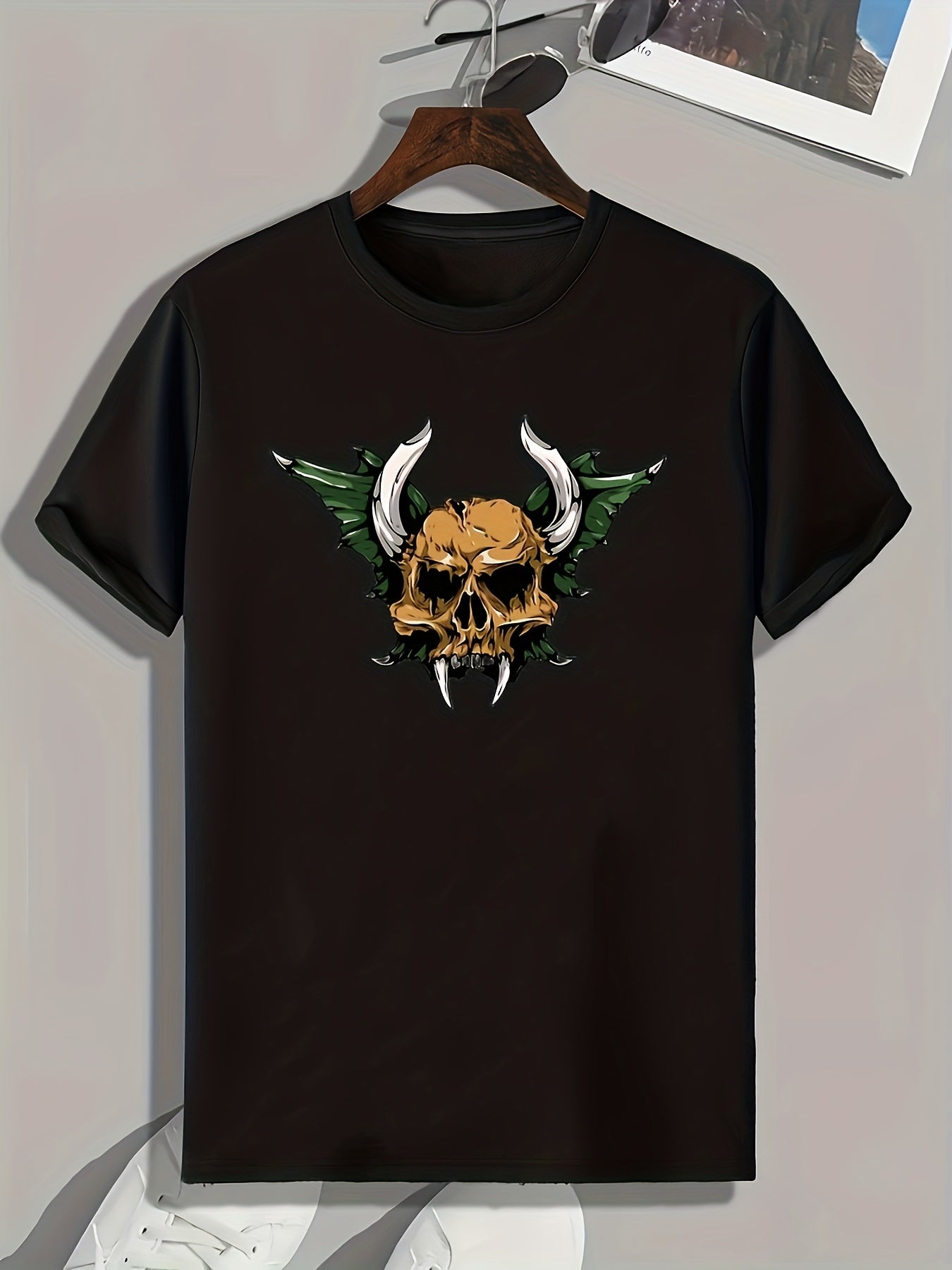 Skull Pattern Print Men's Sports T-shirt Graphic Tee