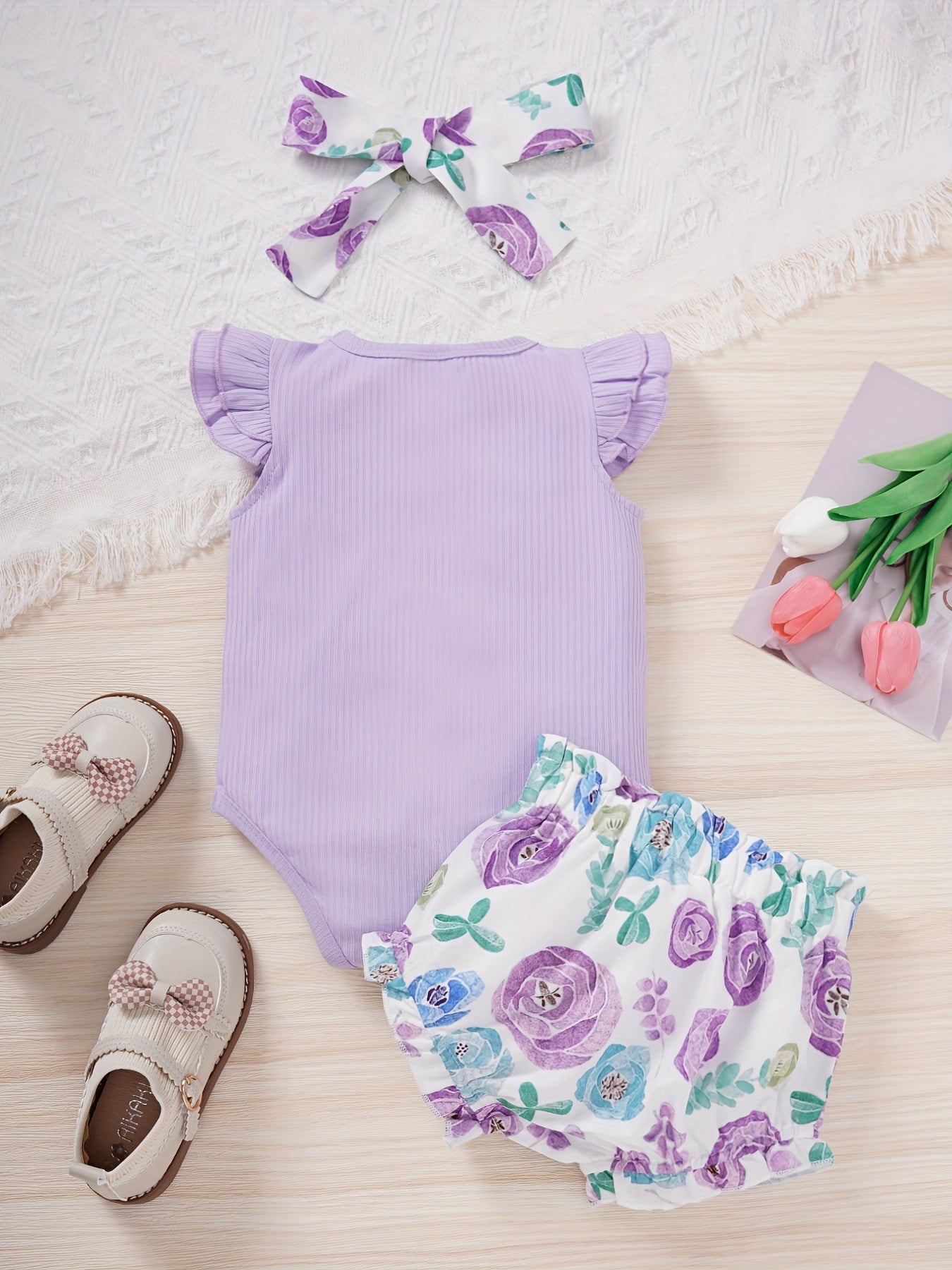 3pcs Baby Girls Ruffle Sleeve Onesie & Bow Shorts Set