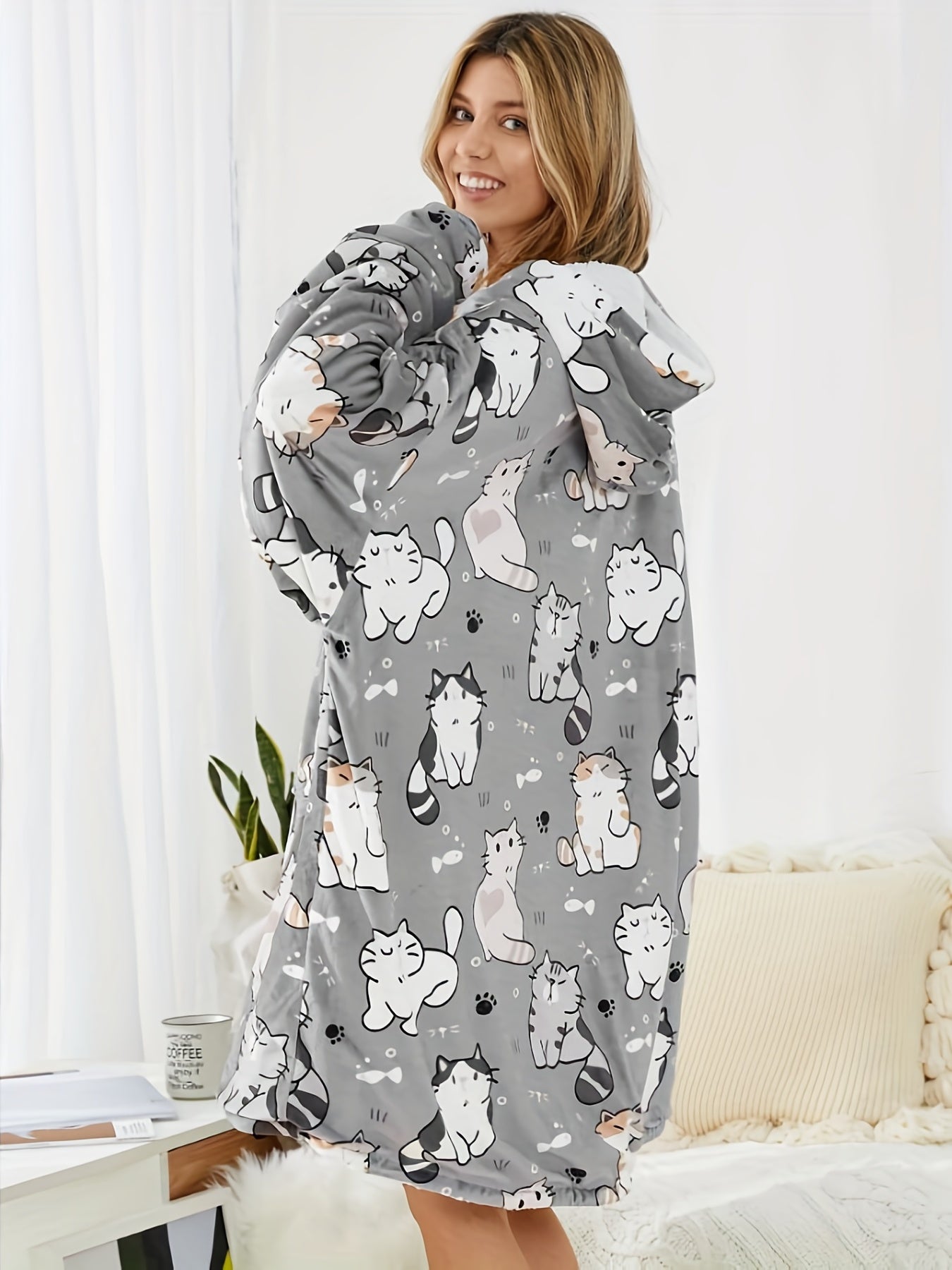 Cartoon Cat Print Hooded Robe Women's Nightwear