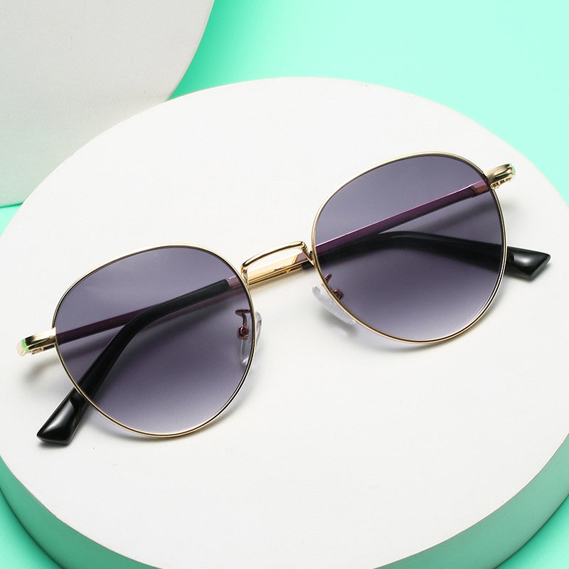 Vintage Round Metal Frame Sunglasses