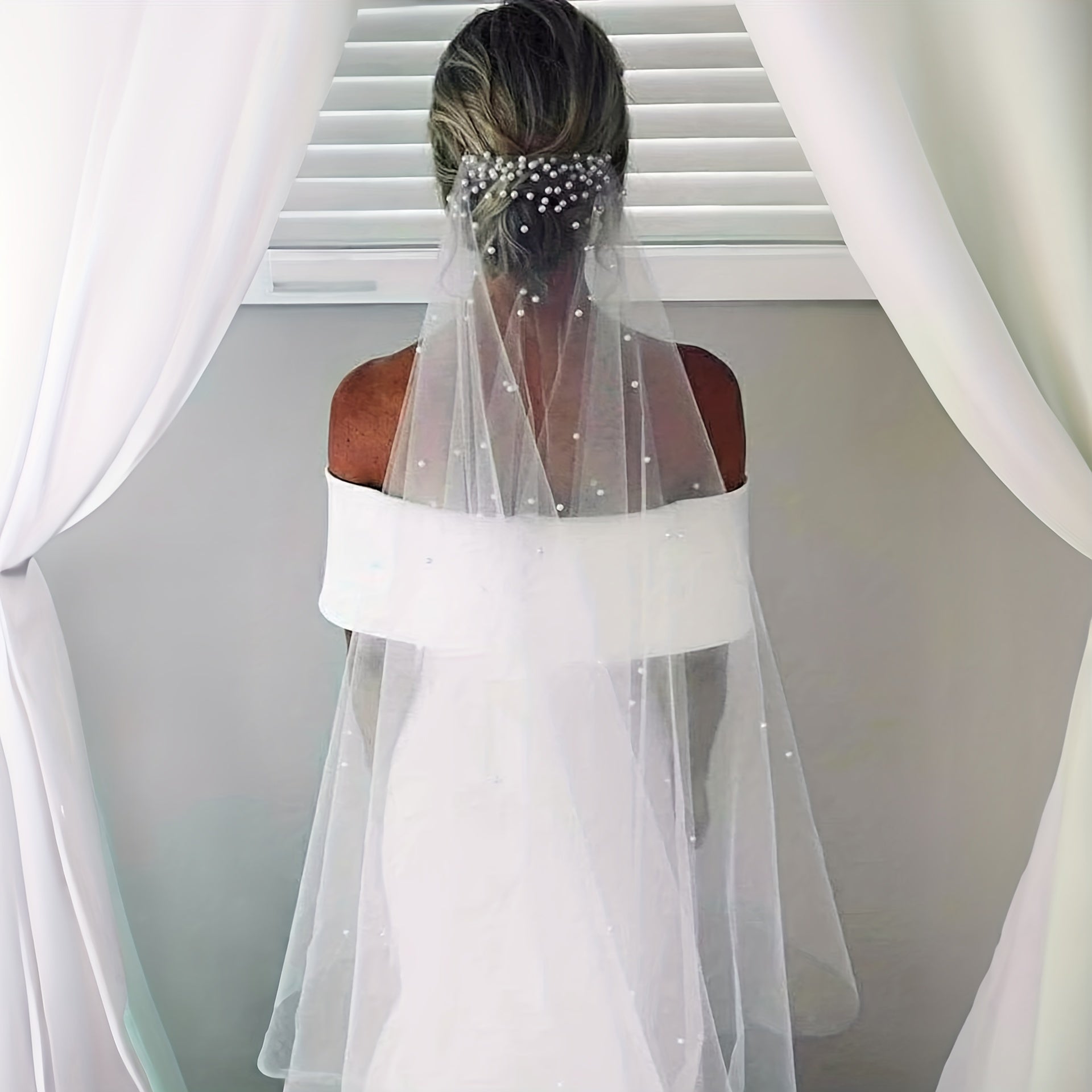 Bride Veil With Hair Comb Wedding Dress Artificial Pearl Trailing Veil