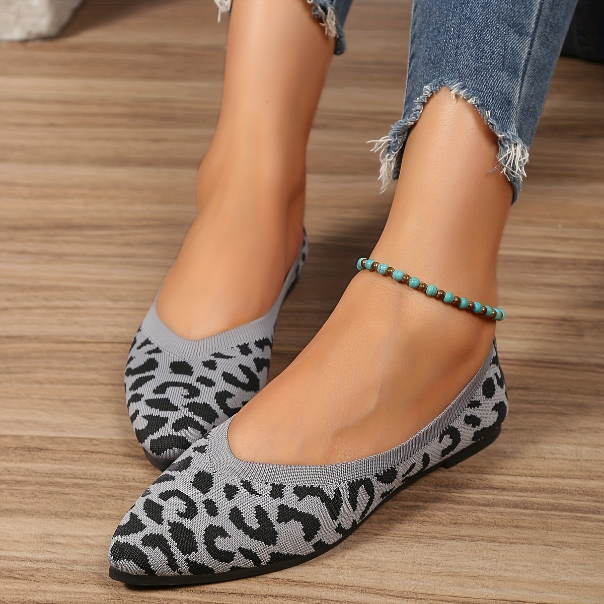Leopard Print Flats Pointed Toe Slip On Shoes Soft Sole Ballet Flats