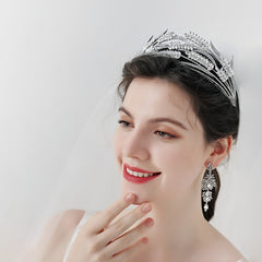 Golden Leaf Vintage Headband for Bridal Women with Rhinestone Accent