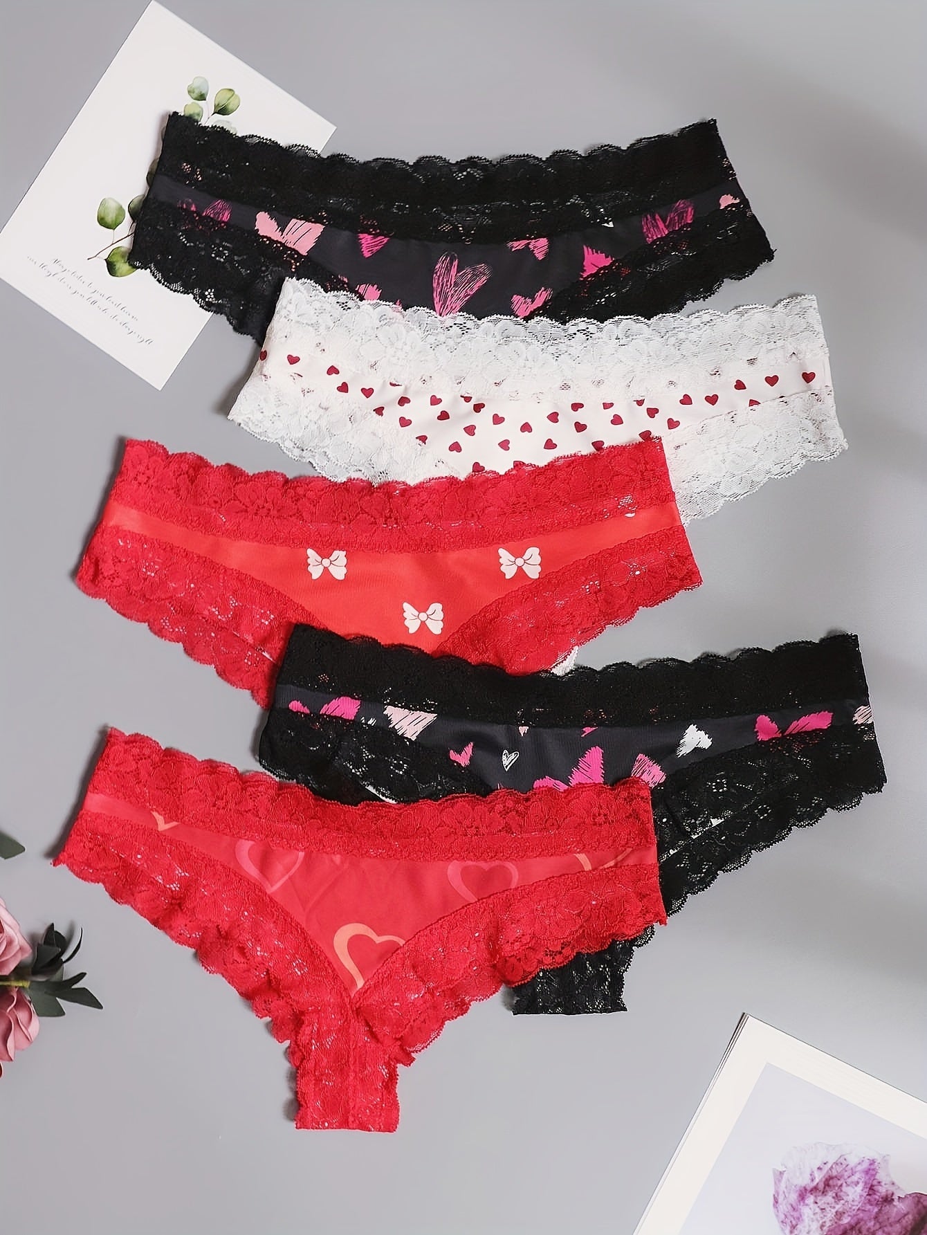 5 Pack Plus Size Lace Heart & Bow Print Panties Set