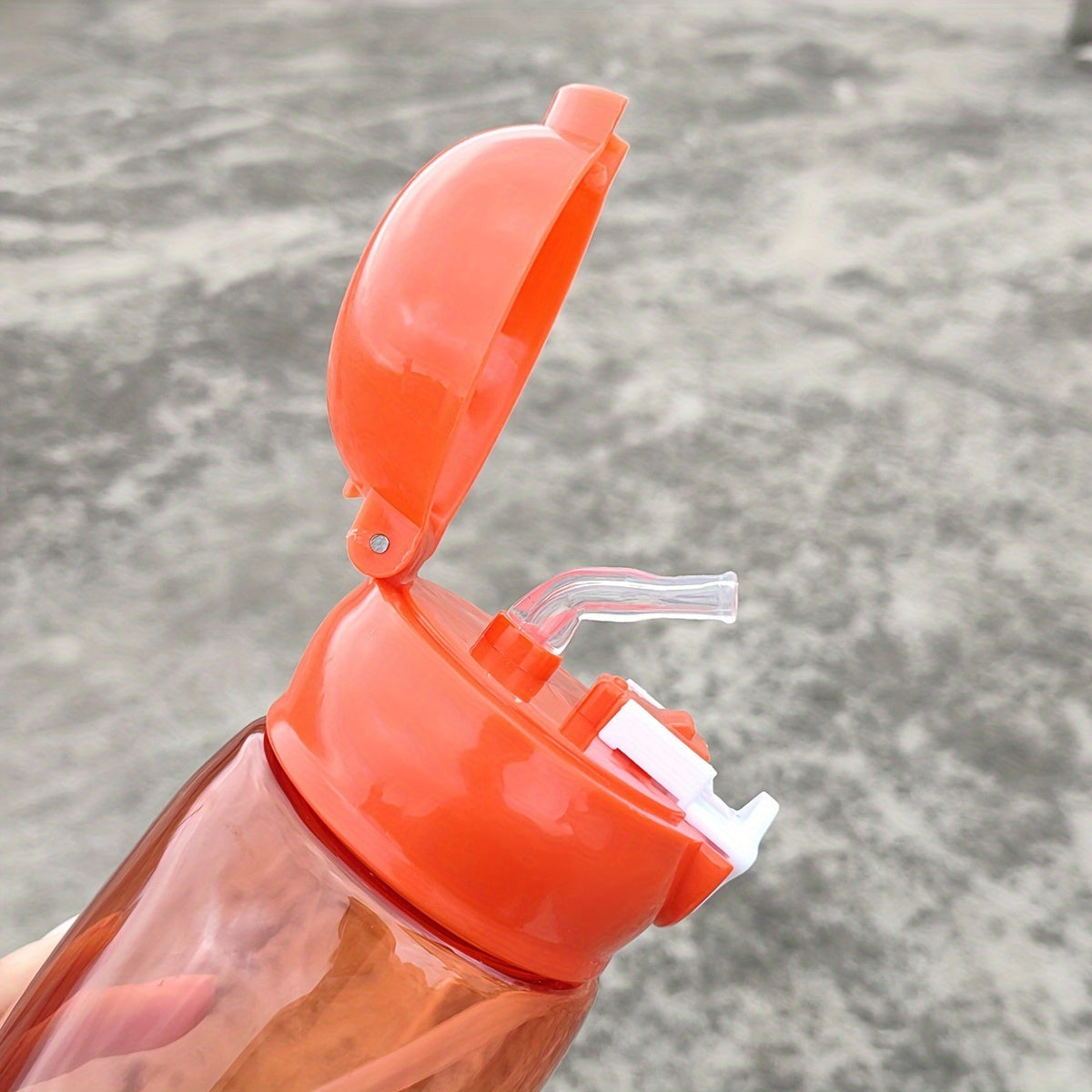 520ml Cartoon Straw Cup Portable Water Bottle for Outdoor Sports Fitness