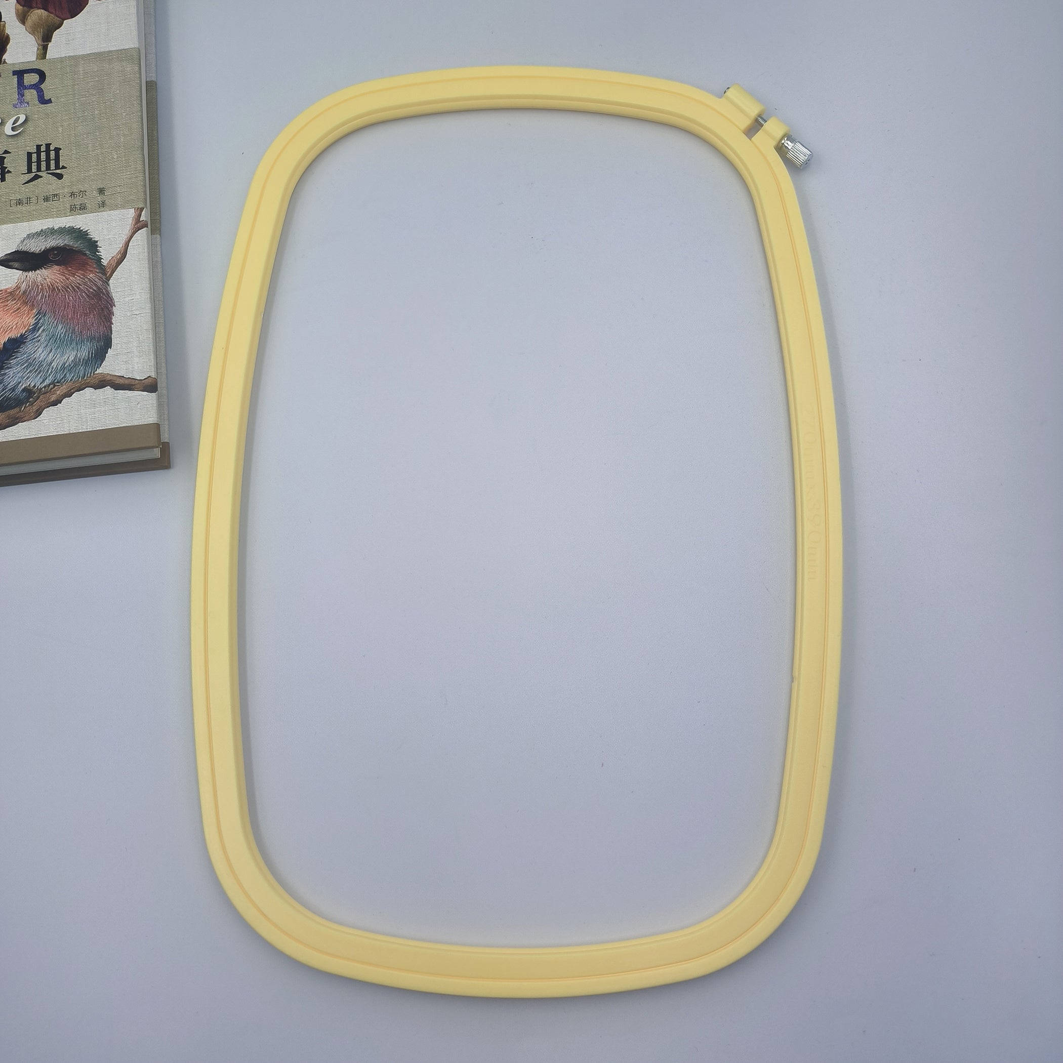 Macaroon Oval Embroidery Hoop ABS Hand Frame