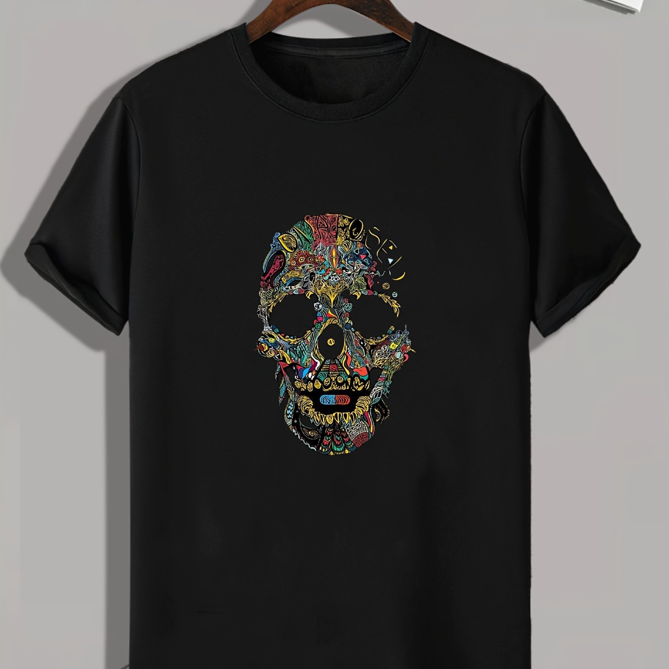 Skull Pattern Print Men's Sports T-Shirt