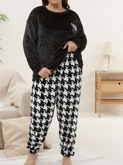 Bear Patterned Flannel Pajama Set for Women
