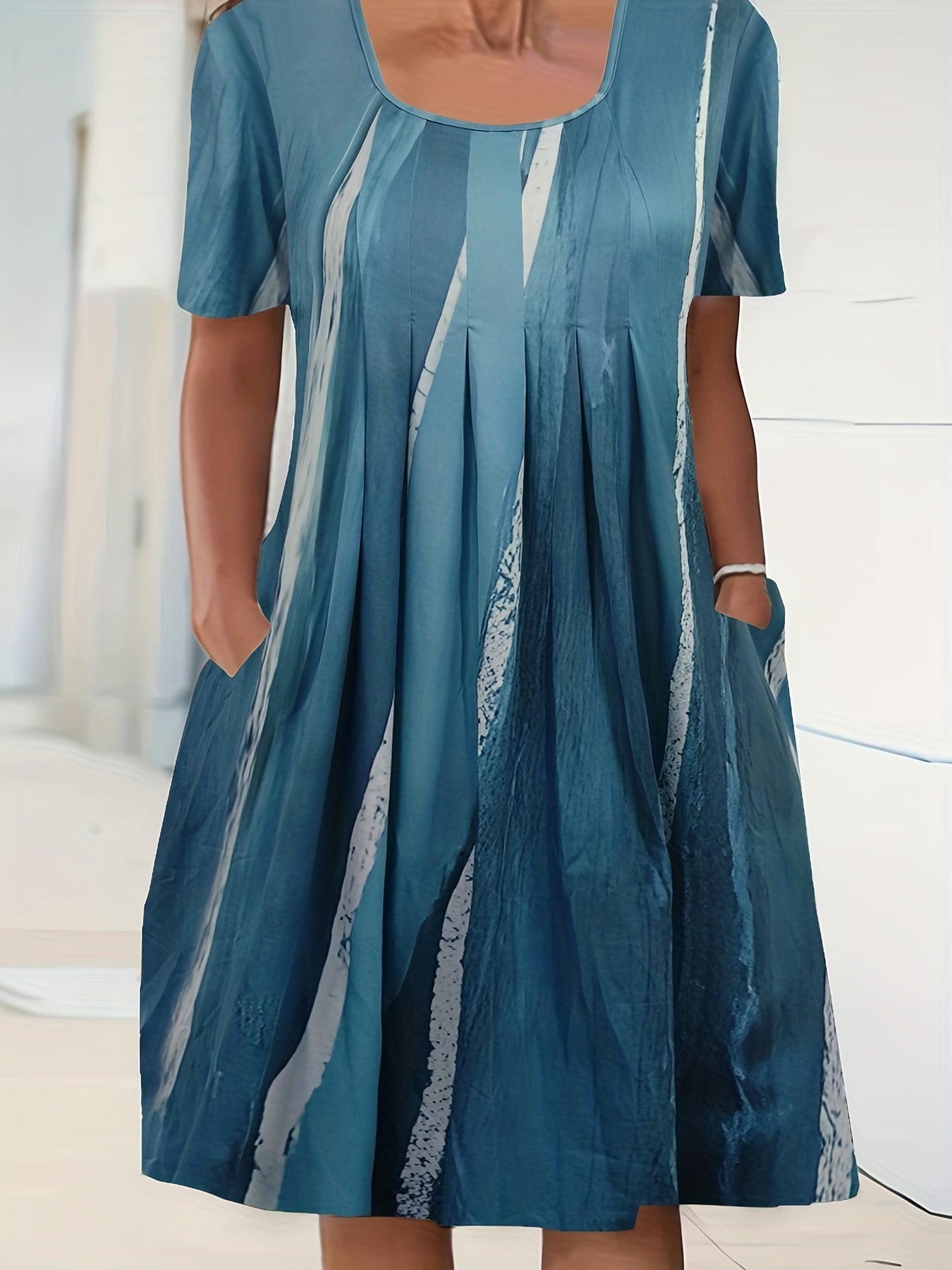 Stripe Print Short Sleeve Round Neck Pleated Dress