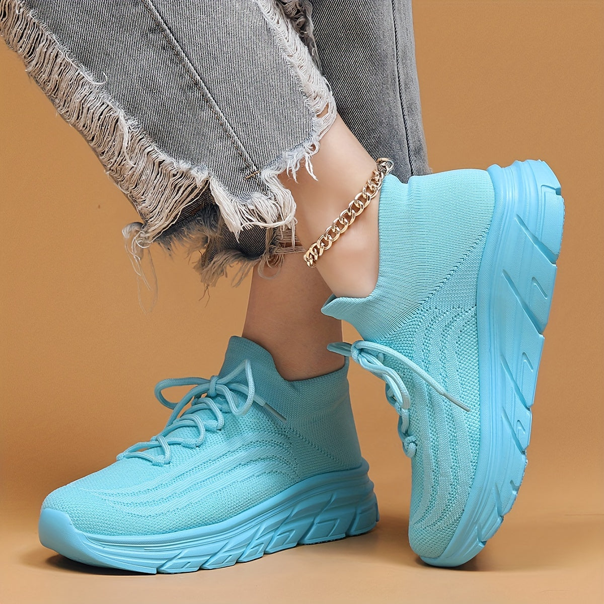 Lace Up Mesh Breathable Running Shoes Soft Comfortable Shock Absorption