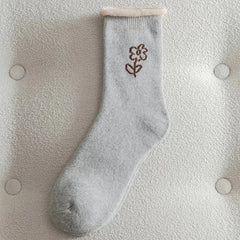 5 Pairs Women's Winter Floral Pattern Mid Calf Socks