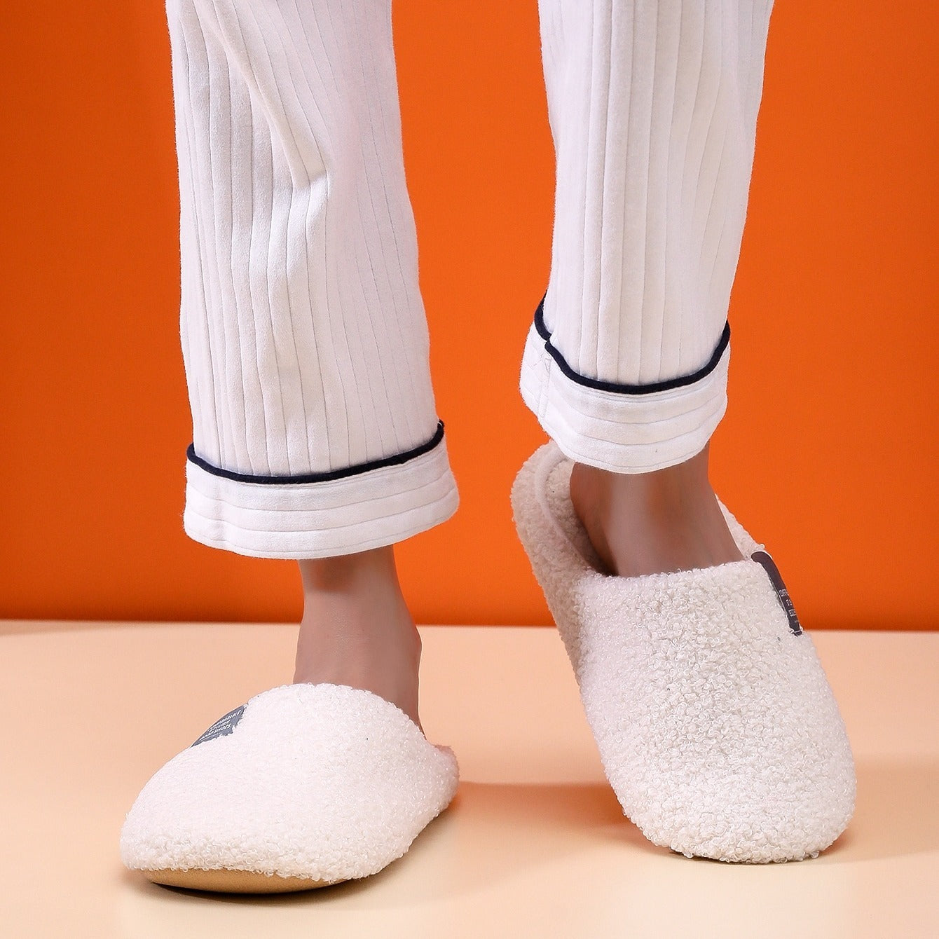 Women's Letter Patch Plush Slippers