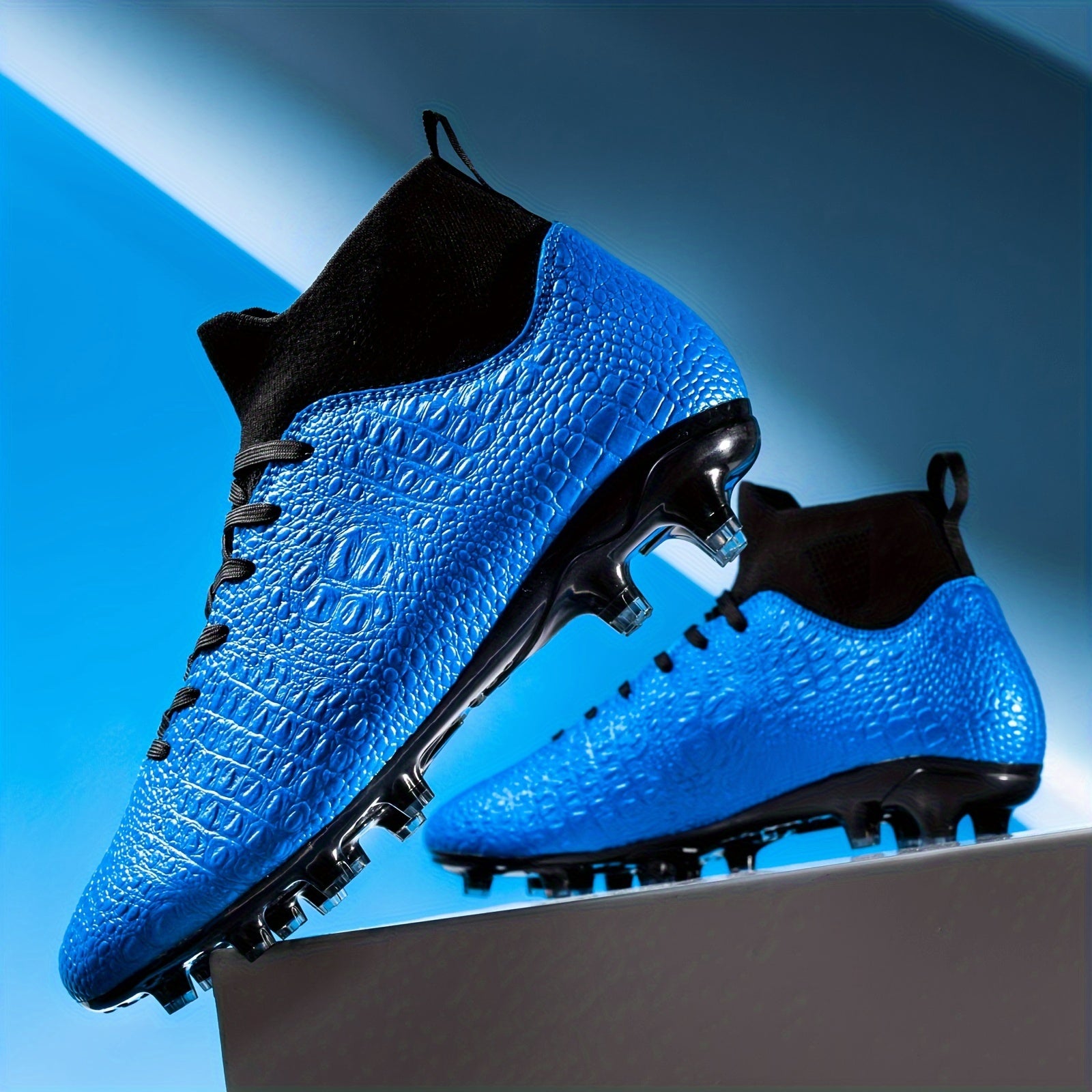 Boy's High Top Soccer Cleat Spikes Non Slip Professional Outdoor Soccer Shoes