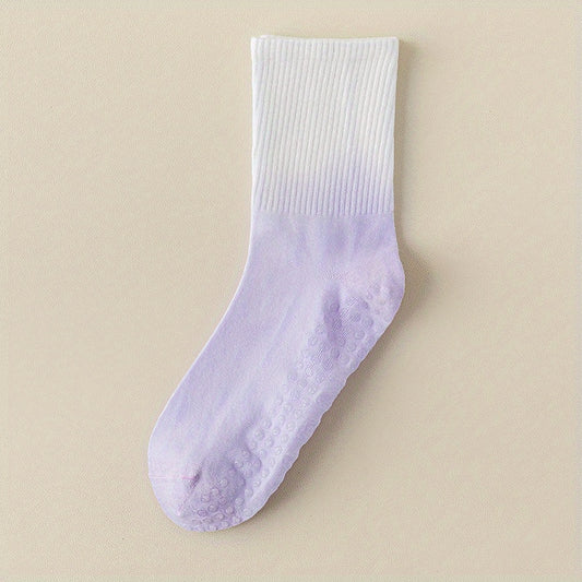 Sporty Yoga Socks Ombre Non Slip Silicone Sweat Absorption Mid Calf Socks