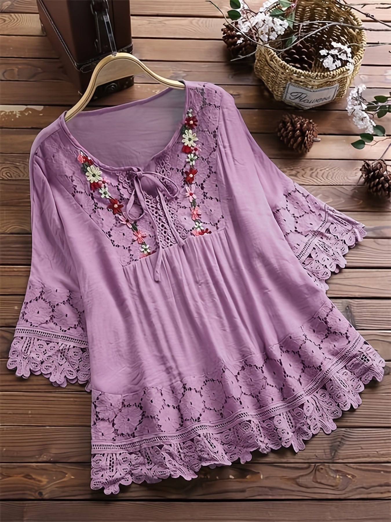 Floral Appliques Guipure Lace Top