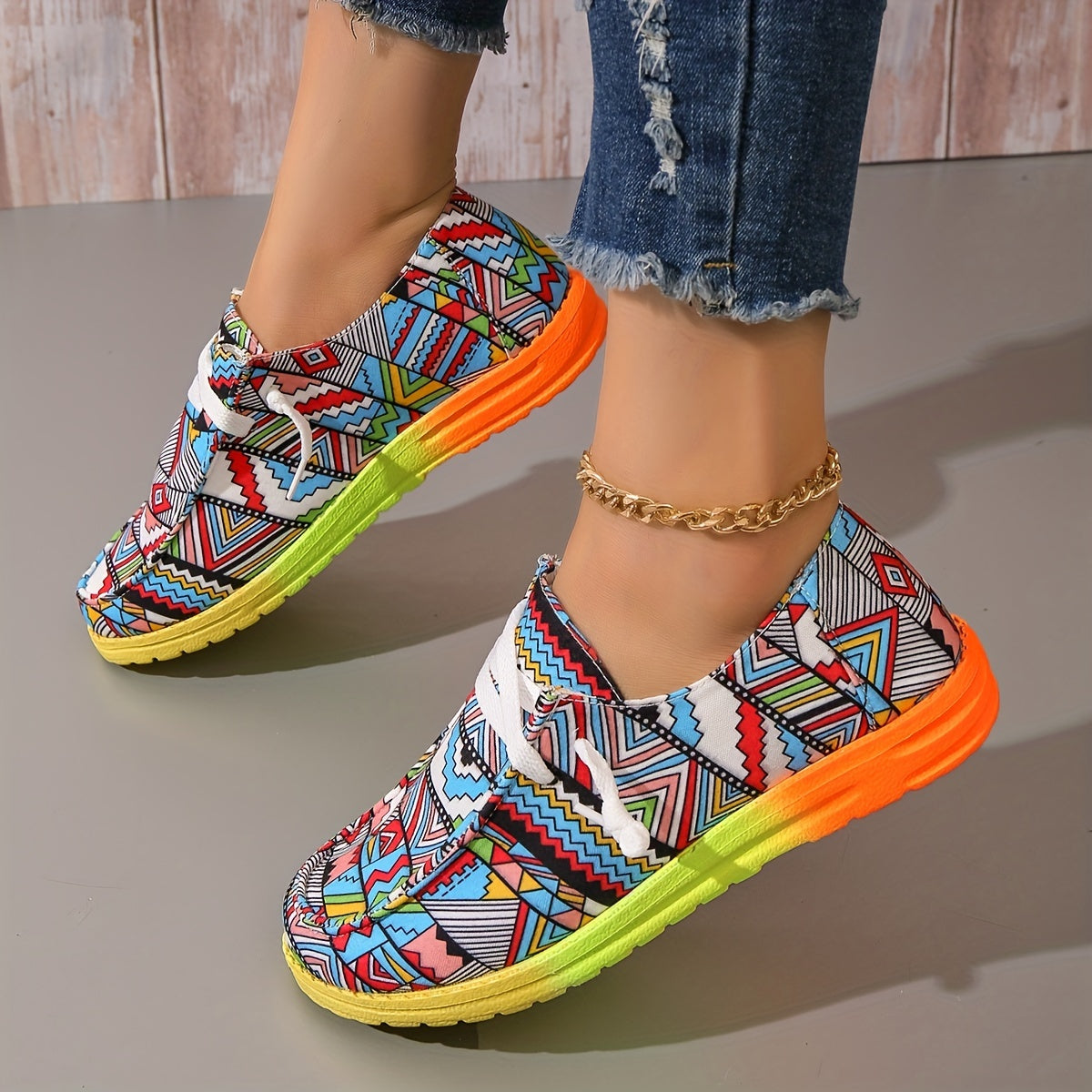 Women's Geometric Pattern Canvas Shoes Casual Lace Up Low Top Shoes