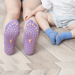 Non-Slip Sports Socks with Glue Dot, Comfortable Ankle Socks for Kids