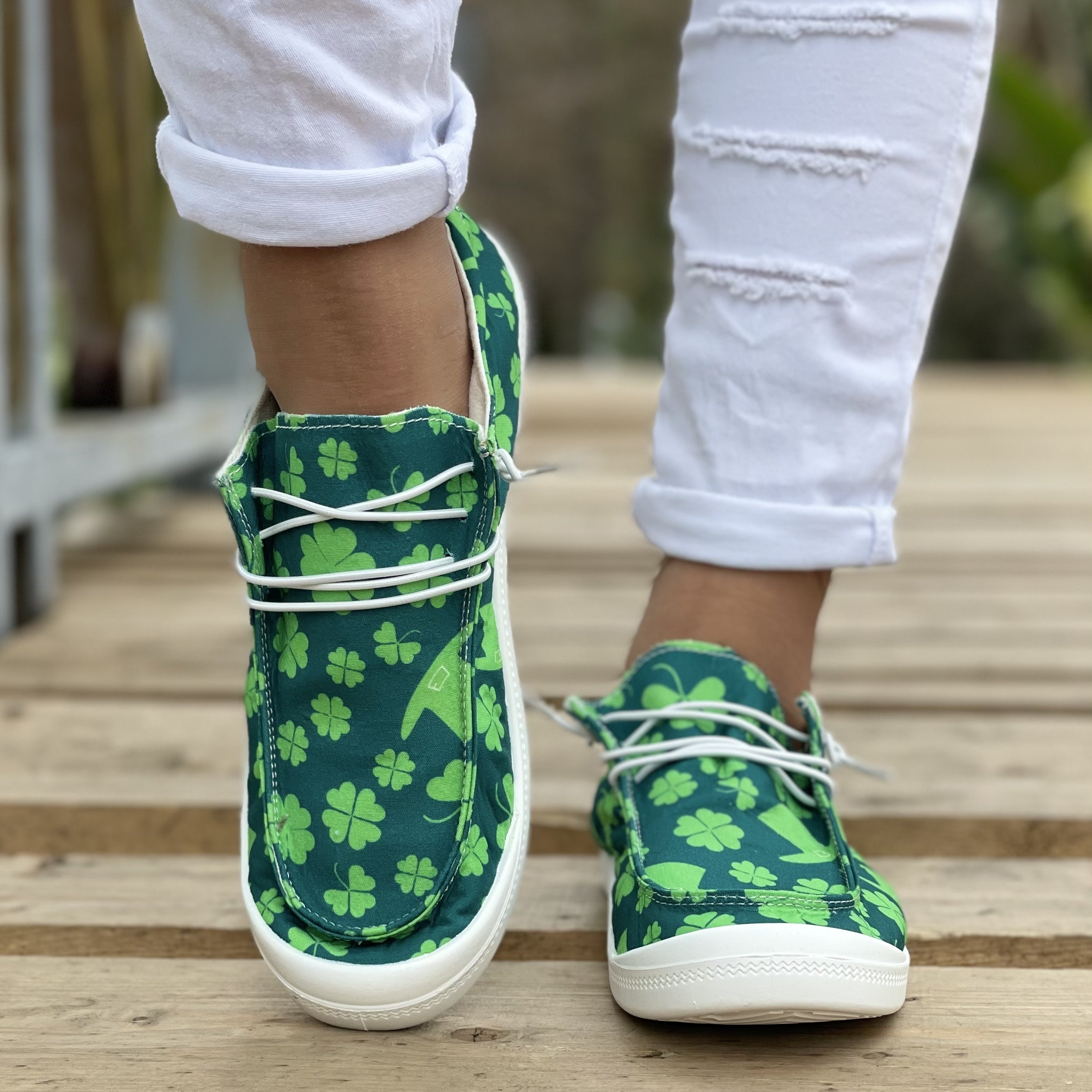 Leaf Print Canvas Shoes Low Top Lace Up Casual St Patrick's Shoes