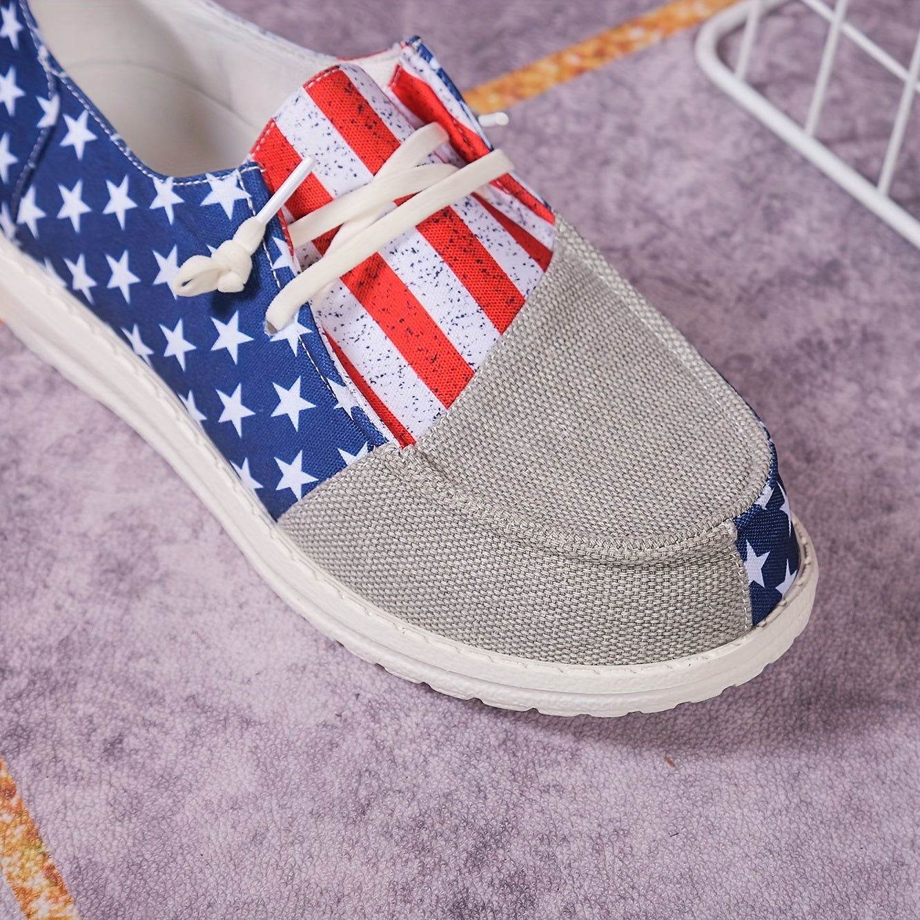 Men's Canvas Lace-up Sneakers Anti-skid Walking Shoes