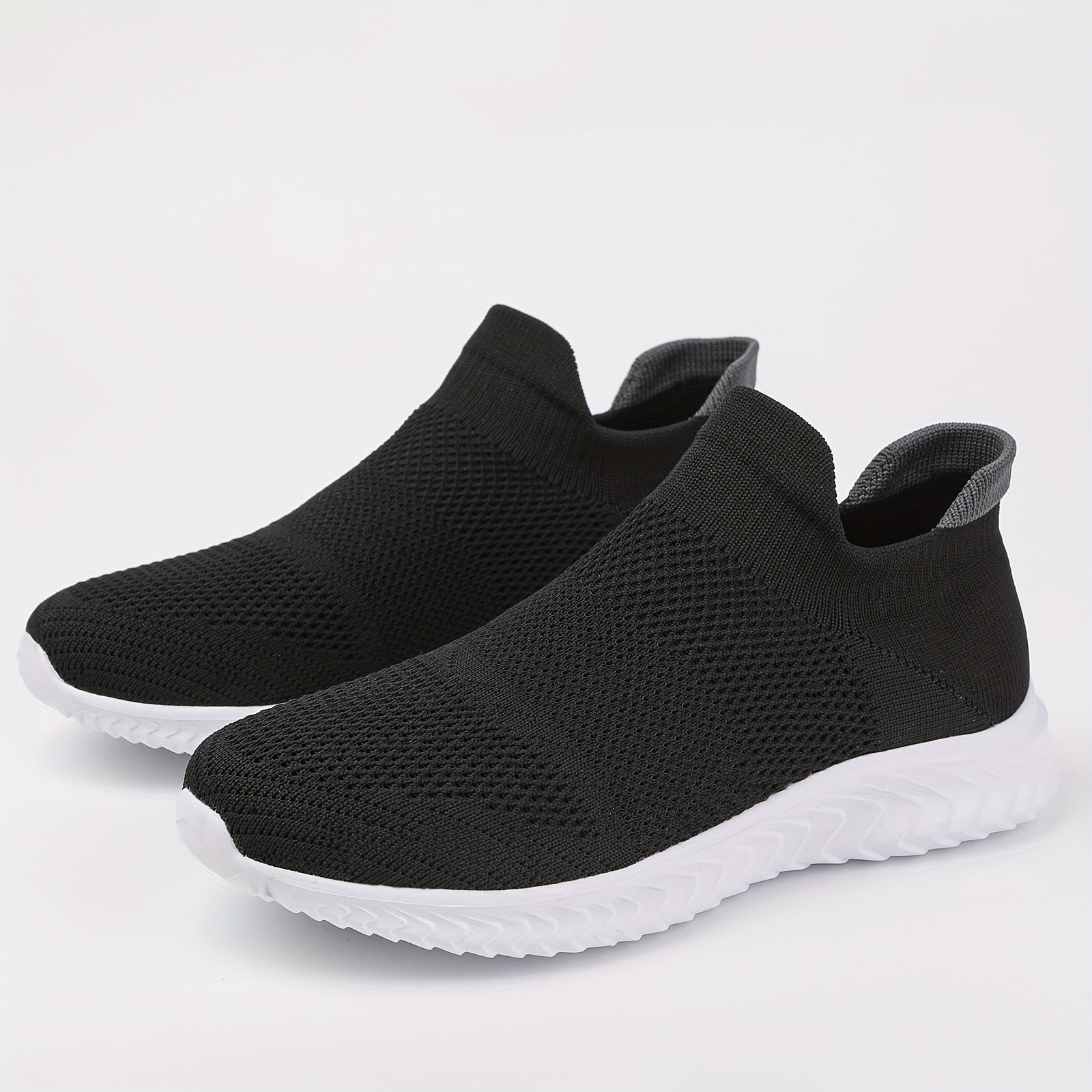 Men's Slip on Sneakers Lightweight Athletic Shoes