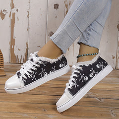 Women's Skull Print Canvas Shoes Casual Lace Up Outdoor Sneakers