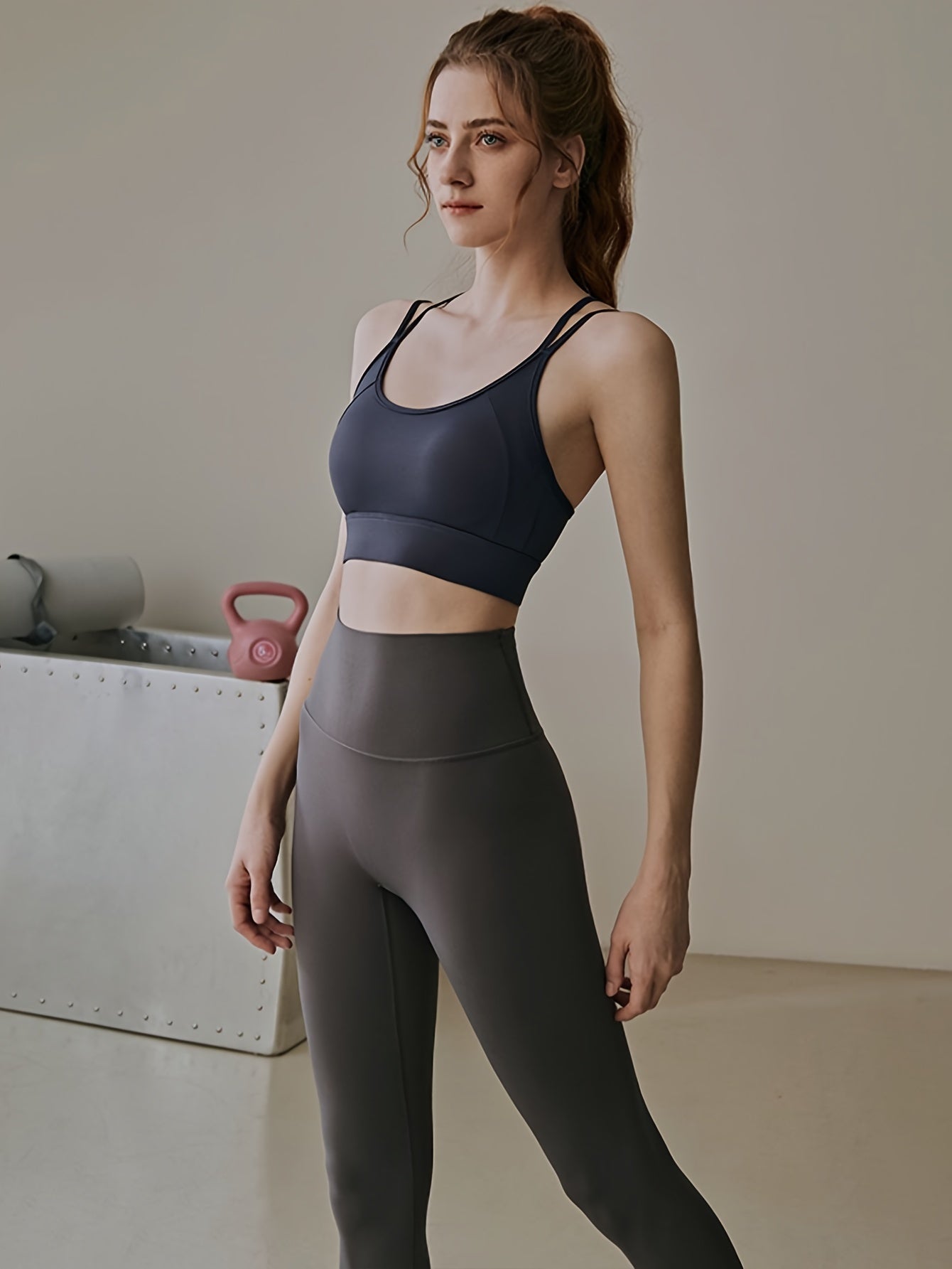 Summer Shockproof Criss Cross Sports Bra Women's Activewear