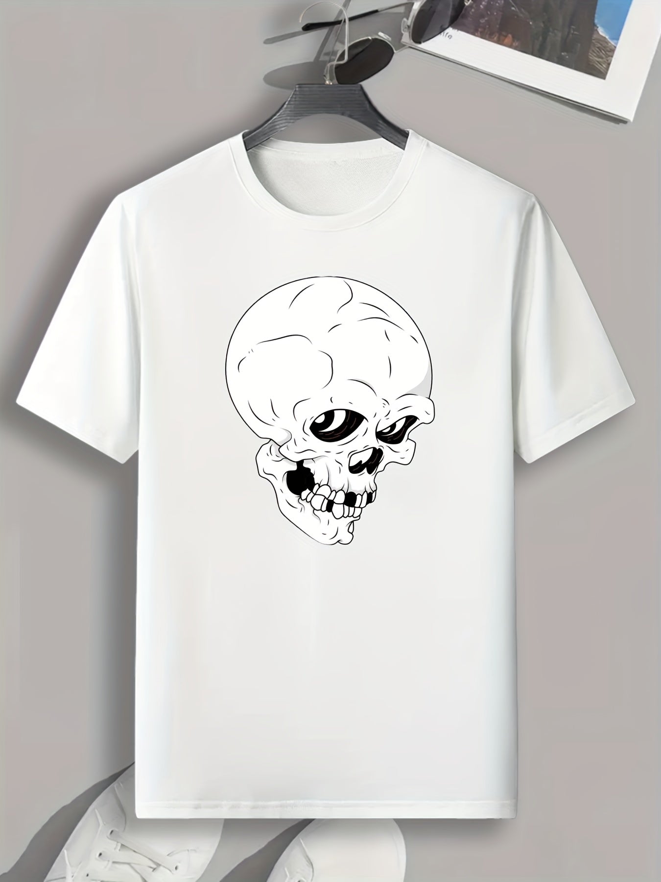 Skull Print Men's Graphic T shirt for Summer